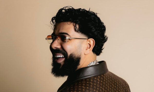 Main Press Photo - DYSTINCT