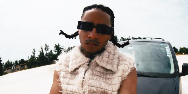 sadandsolo concert soldout productions LisaBeck - SADANDSOLO